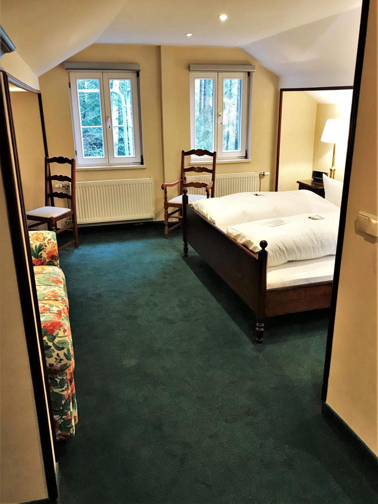 Flair-Hotel Waldfrieden Oberweißbach Exteriör bild