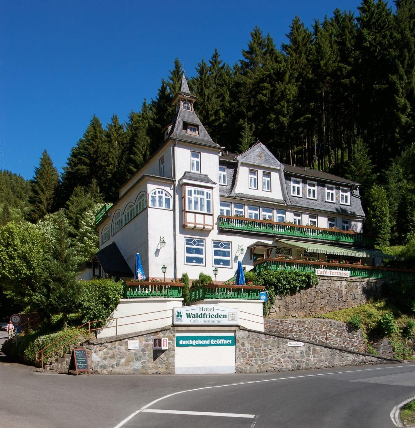Flair-Hotel Waldfrieden Oberweißbach Exteriör bild