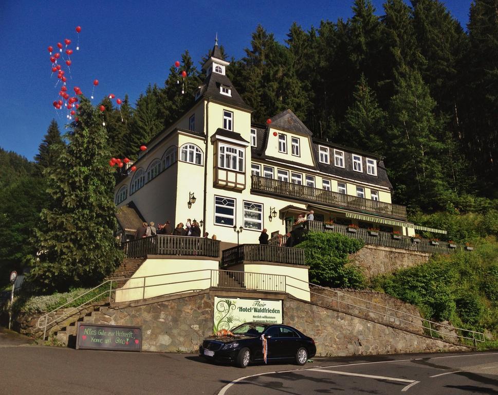 Flair-Hotel Waldfrieden Oberweißbach Exteriör bild