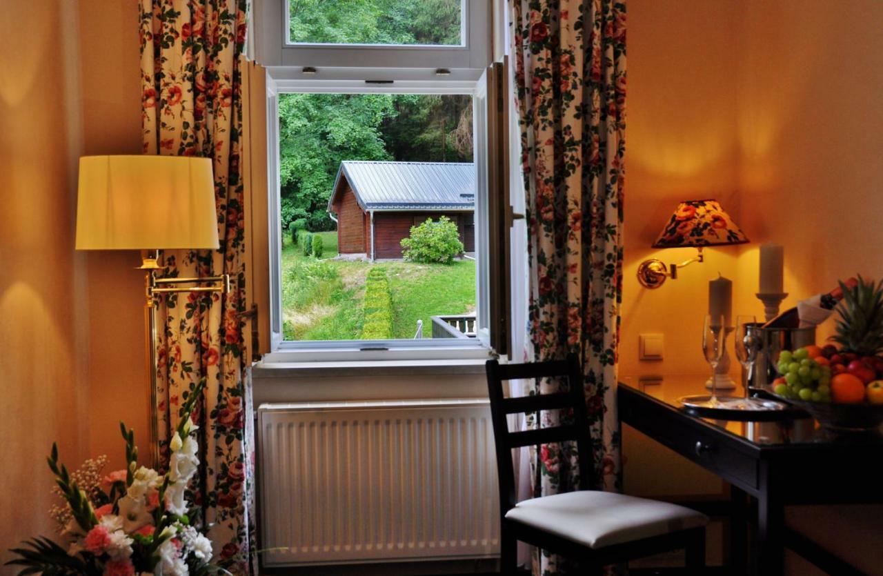 Flair-Hotel Waldfrieden Oberweißbach Exteriör bild